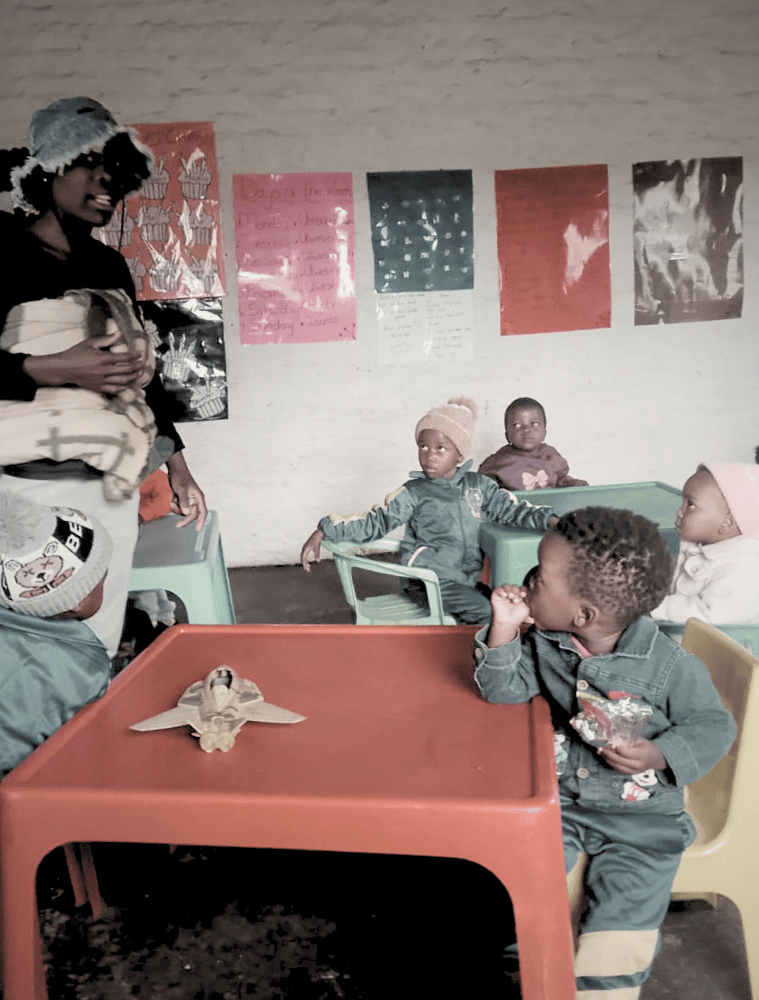 Fördere ein Kleinkind