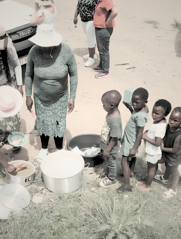Unterstütze ROOTS & BRIDGES