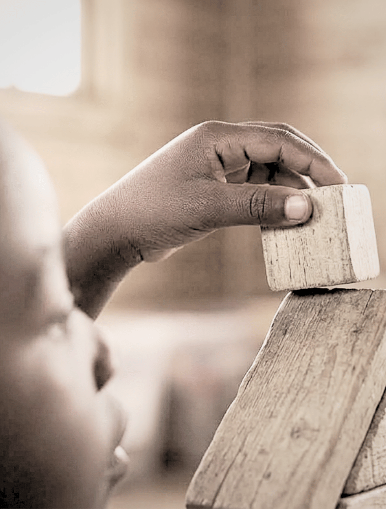 Besorge Spielzeug für kindliche Förderung